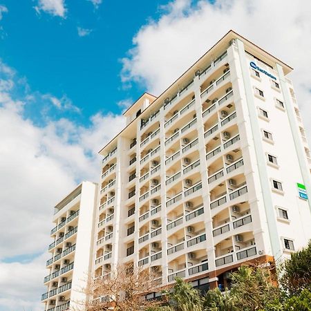 Best Western Okinawa Kouki Beach Nago Exterior foto